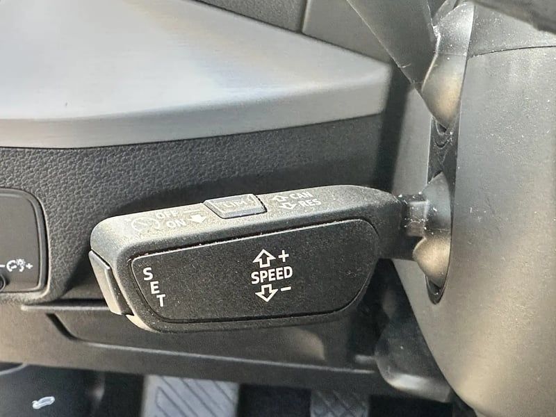 Photo de la voiture AUDI Q2 30 TFSI 110 BVM6 Advanced