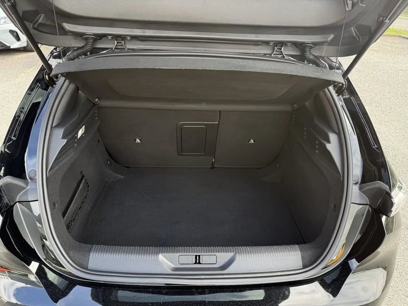 Photo de la voiture PEUGEOT 308 BlueHDi 130ch S&S EAT8 Allure