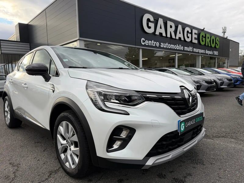 Photo de la voiture RENAULT CAPTUR TCe 90 - 21 Intens
