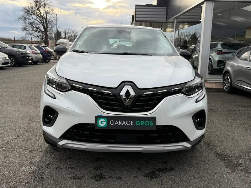 Photo de la voiture RENAULT CAPTUR TCe 90 - 21 Intens