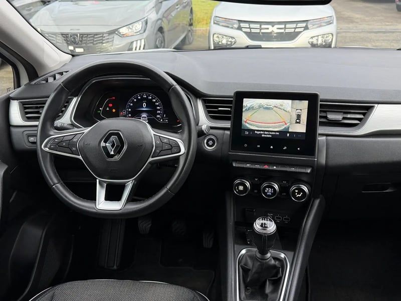 Photo de la voiture RENAULT CAPTUR TCe 90 - 21 Intens