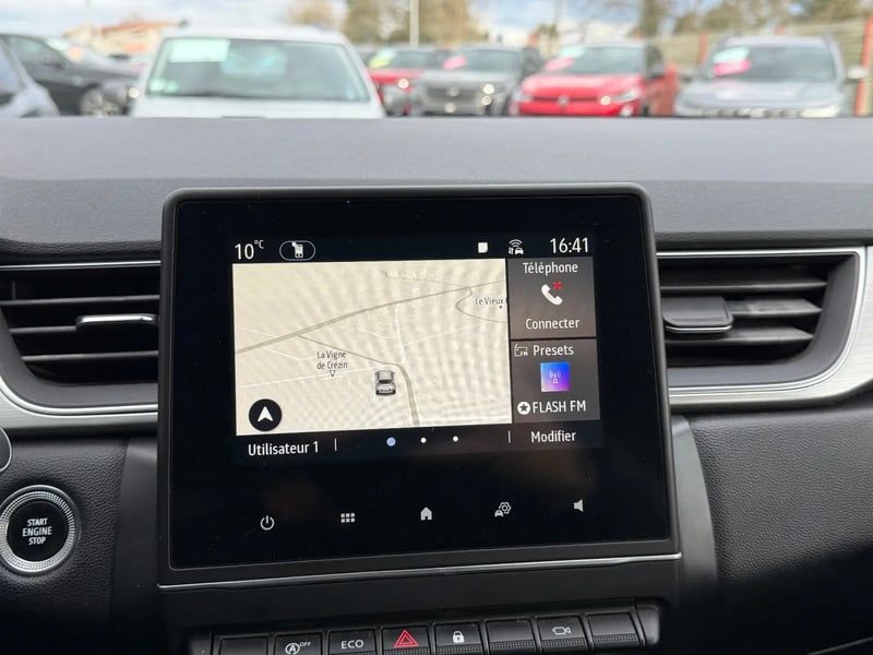 Photo de la voiture RENAULT CAPTUR TCe 90 - 21 Intens