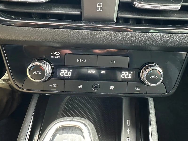 Photo de la voiture SKODA SCALA 1.0 TSI Evo 2 116 ch DSG7 Selection