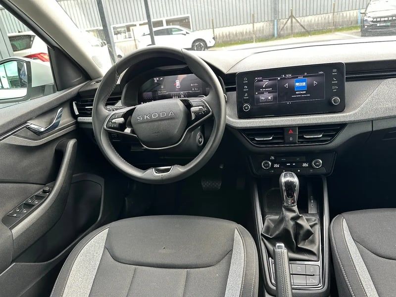 Photo de la voiture SKODA SCALA 1.0 TSI Evo 2 116 ch DSG7 Selection