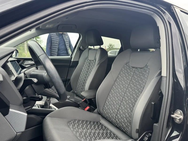 Photo de la voiture AUDI A1 SPORTBACK 25 TFSI 95 ch BVM5 Design