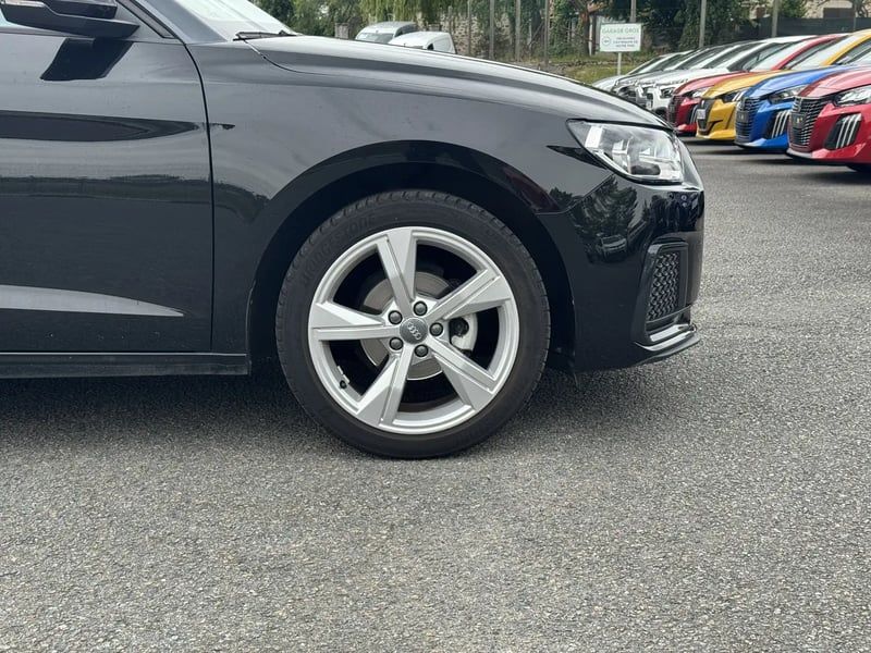 Photo de la voiture AUDI A1 SPORTBACK 25 TFSI 95 ch BVM5 Design
