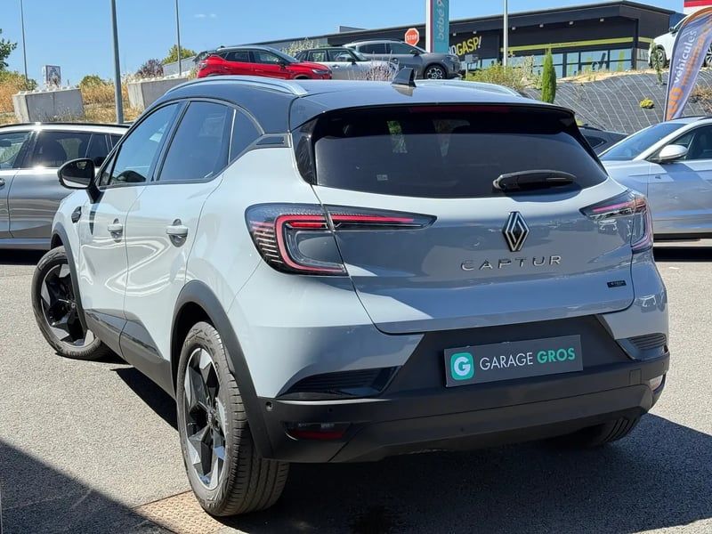 Photo de la voiture RENAULT CAPTUR Eco-G 100 ch Techno