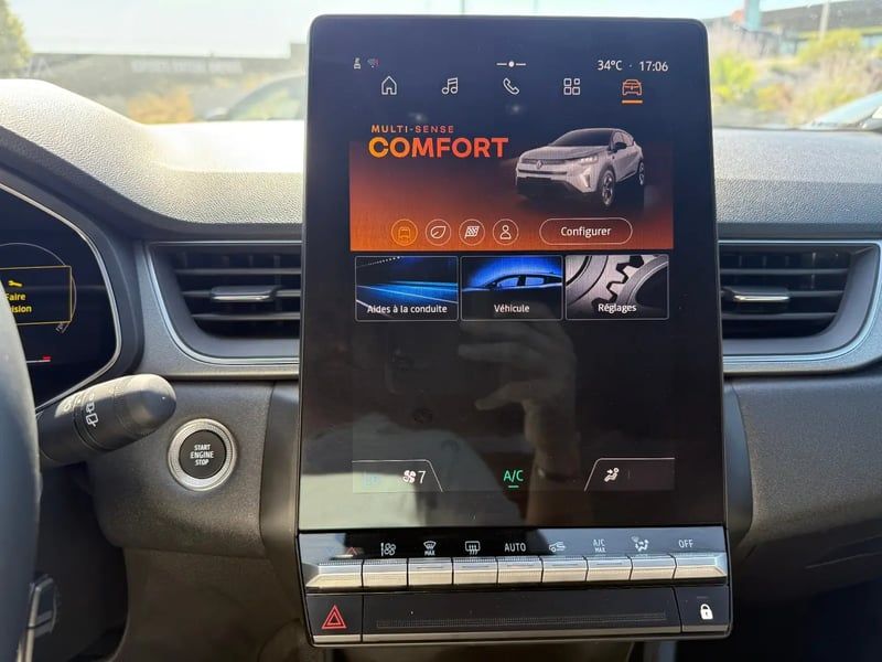 Photo de la voiture RENAULT CAPTUR Eco-G 100 ch Techno