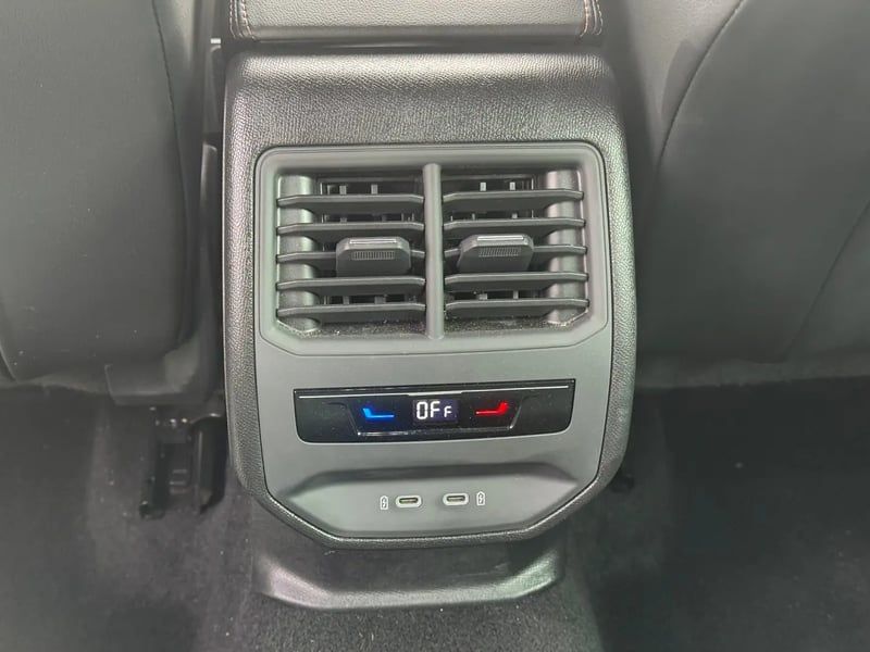 Photo de la voiture CUPRA FORMENTOR 2.0 TDI 150 ch DSG7 V