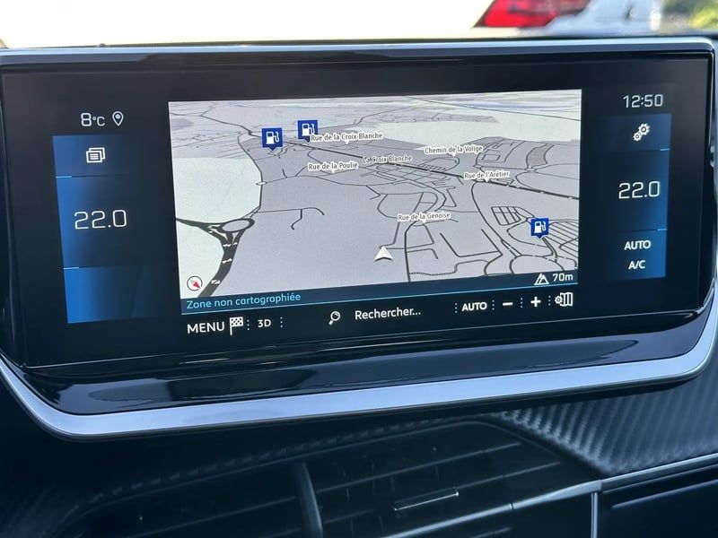 Photo de la voiture PEUGEOT 2008 BlueHDi 130 S&S EAT8 GT