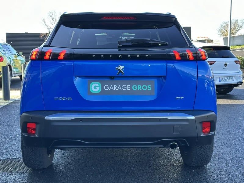 Photo de la voiture PEUGEOT 2008 BlueHDi 130 S&S EAT8 GT