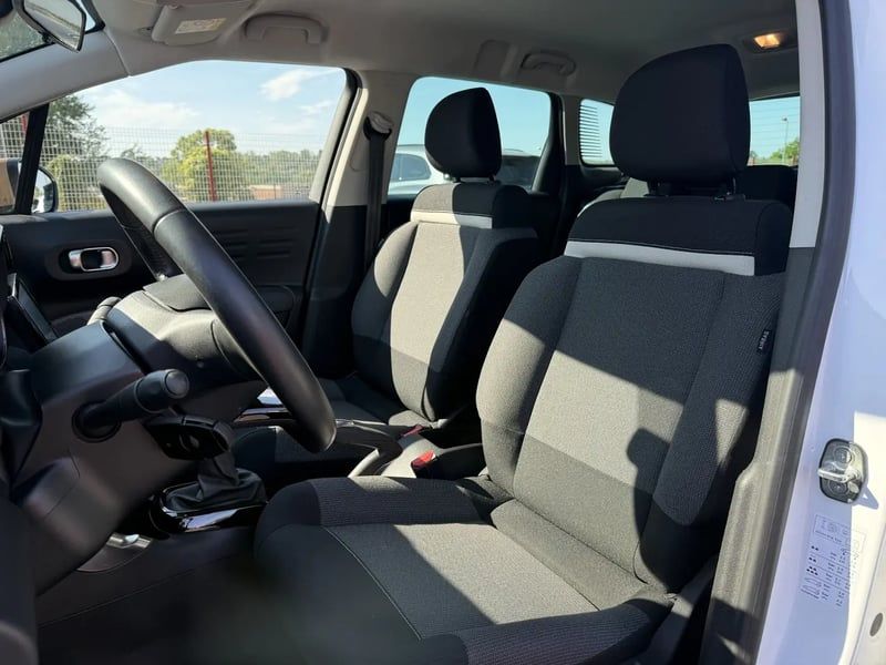 Photo de la voiture CITROEN C3 AIRCROSS BlueHDi 110 S&S BVM6 C-Series