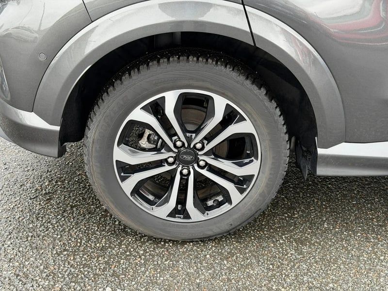 Photo de la voiture FORD PUMA 1.0 EcoBoost 155 ch mHEV S&S Powershift ST-Line X