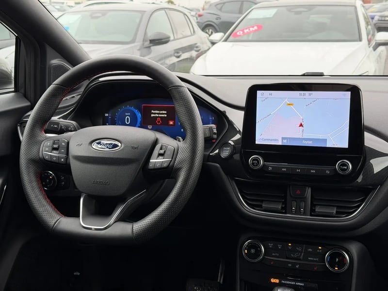 Photo de la voiture FORD PUMA 1.0 EcoBoost 155 ch mHEV S&S Powershift ST-Line X