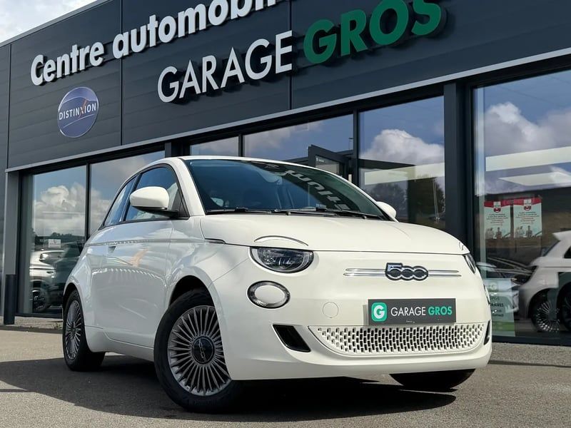 Photo de la voiture FIAT 500e BERLINE 500 e 118 ch Nouvelle 500