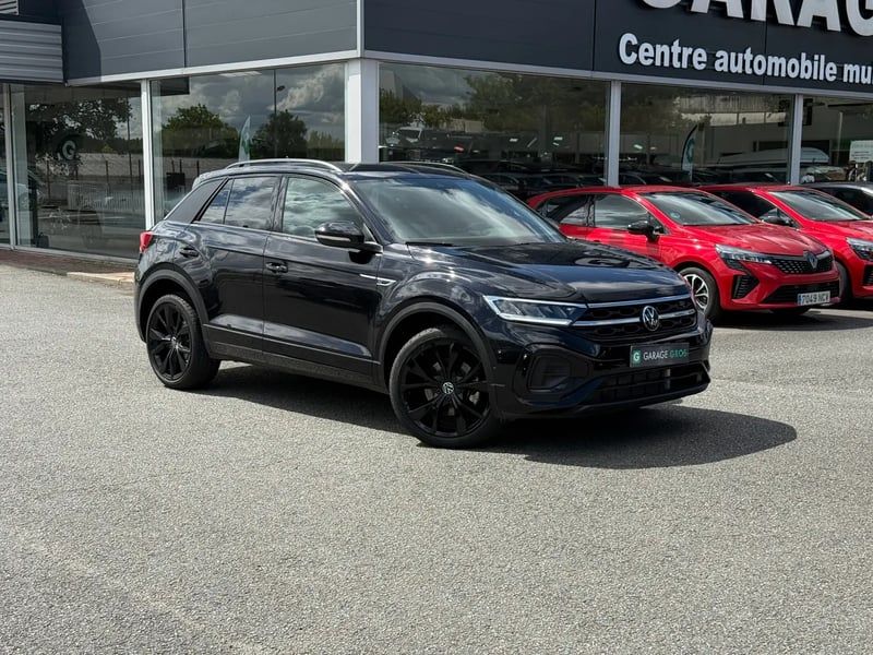 Photo de la voiture VOLKSWAGEN T-ROC 1.5 TSI EVO2 150 Start/Stop DSG7 R-Line