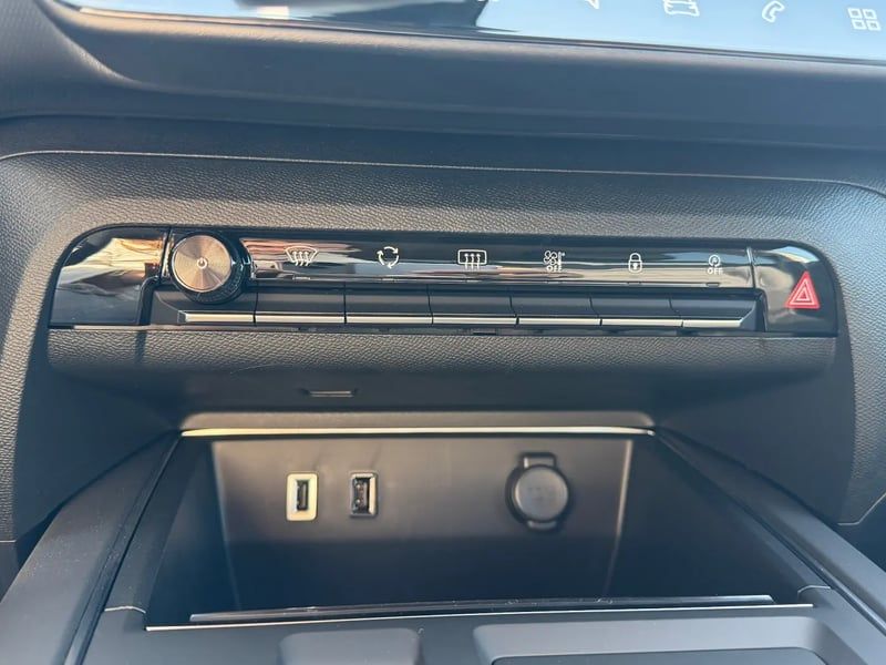 Photo de la voiture CITROEN C5 AIRCROSS BlueHDi 130 EAT8 Max