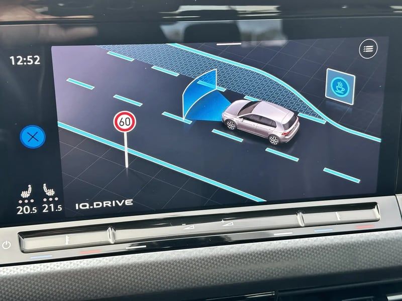 Photo de la voiture VOLKSWAGEN GOLF 1.0 TSI OPF 110 BVM6 Life