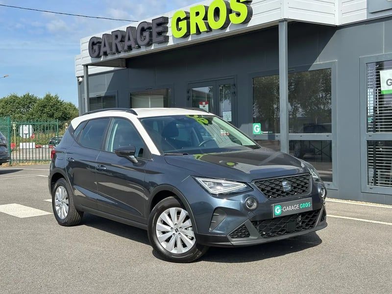 Photo de la voiture SEAT ARONA 1.0 TSI 110 ch Start/Stop BVM6 Style Business