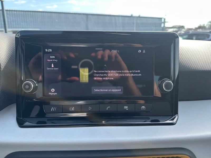 Photo de la voiture SEAT ARONA 1.0 TSI 110 ch Start/Stop BVM6 Style Business