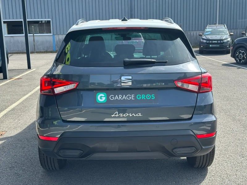 Photo de la voiture SEAT ARONA 1.0 TSI 110 ch Start/Stop BVM6 Style Business
