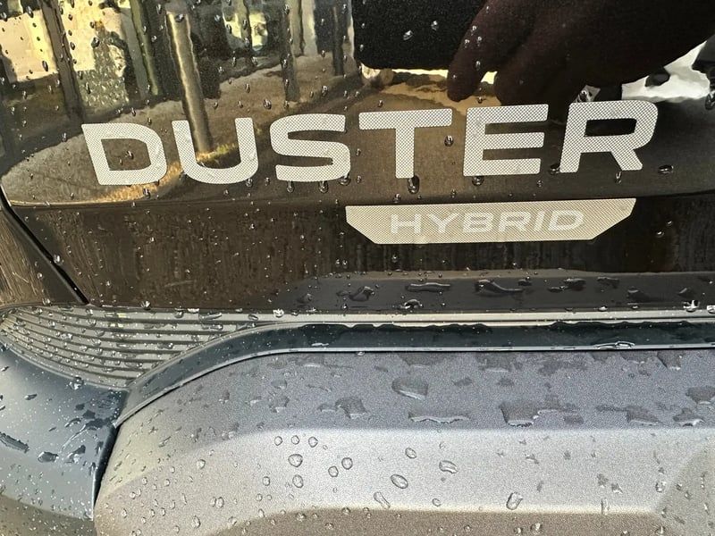 Photo de la voiture DACIA DUSTER Hybrid 155 Journey