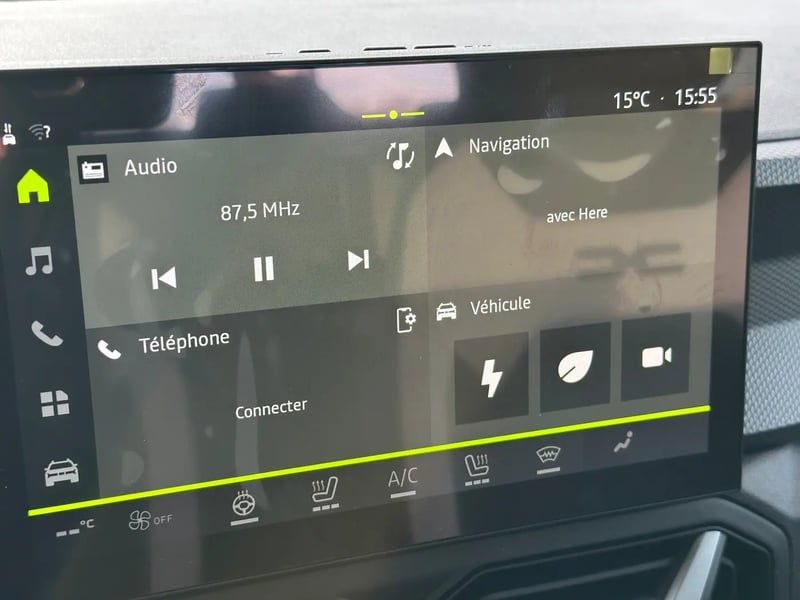 Photo de la voiture DACIA DUSTER Hybrid 155 Journey