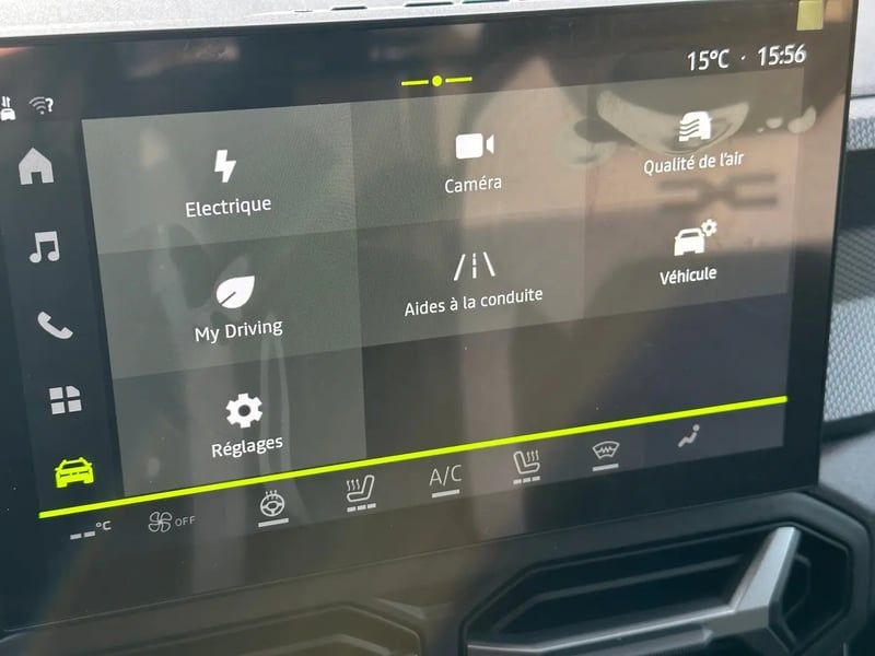 Photo de la voiture DACIA DUSTER Hybrid 155 Journey