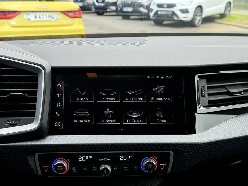 Photo de la voiture AUDI A1 SPORTBACK 30 TFSI 110 ch BVM6 Design