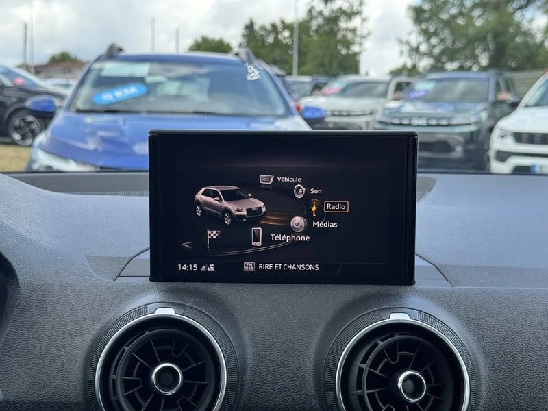 Photo de la voiture AUDI Q2 35 TFSI COD 150 S tronic 7 S Line Plus