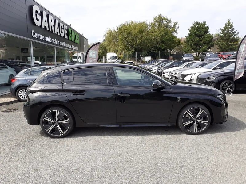 Photo de la voiture PEUGEOT 308 PHEV 180 e-EAT8 GT