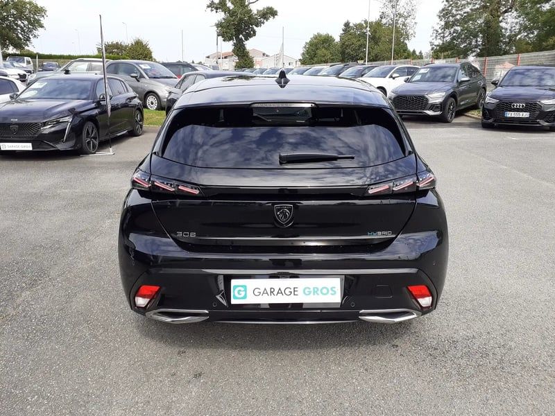 Photo de la voiture PEUGEOT 308 PHEV 180 e-EAT8 GT