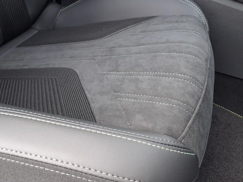 Photo de la voiture PEUGEOT 308 PHEV 180 e-EAT8 GT