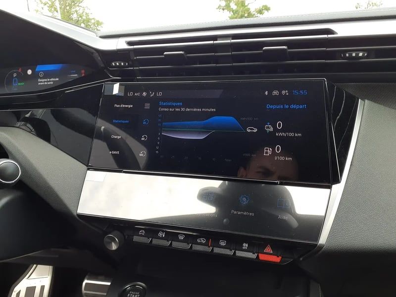 Photo de la voiture PEUGEOT 308 PHEV 180 e-EAT8 GT