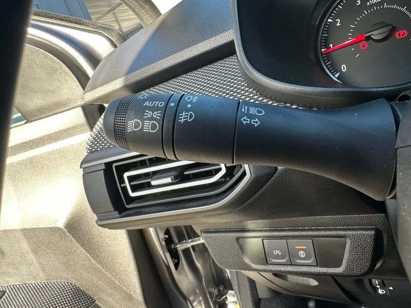 Photo de la voiture DACIA JOGGER ECO-G 100 7 places GSR2 Expression