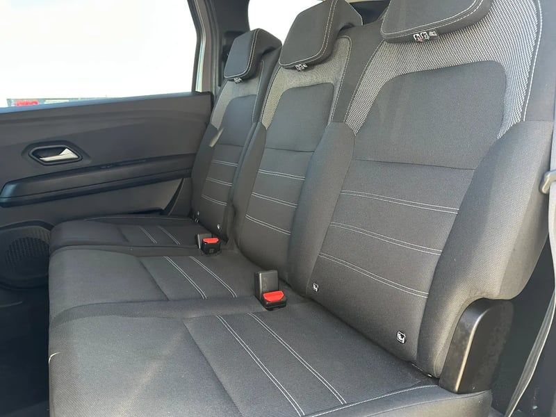 Photo de la voiture DACIA JOGGER ECO-G 100 7 places GSR2 Expression