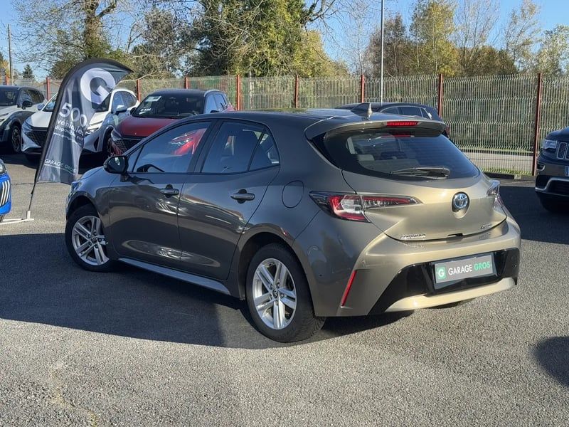 Photo de la voiture TOYOTA COROLLA HYBRIDE MY22 122h Dynamic