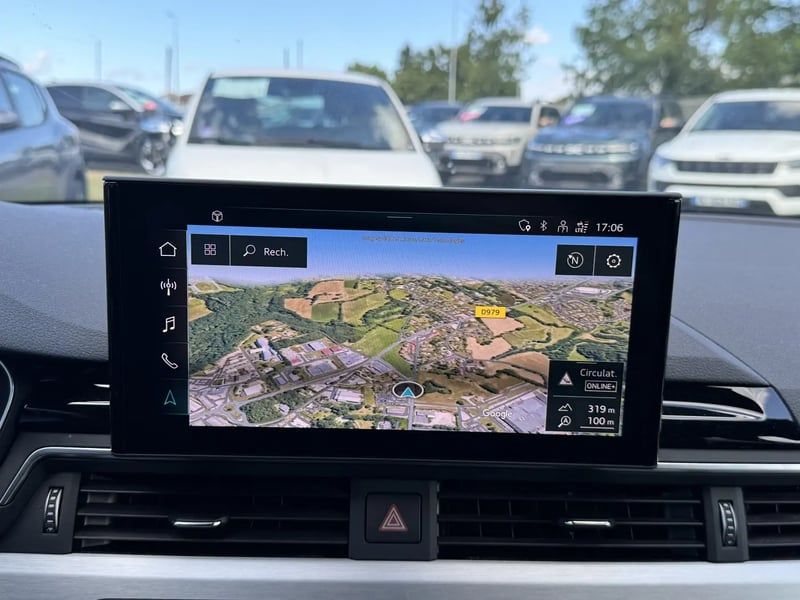 Photo de la voiture AUDI A4 AVANT 35 TDI 163 S tronic 7 S line