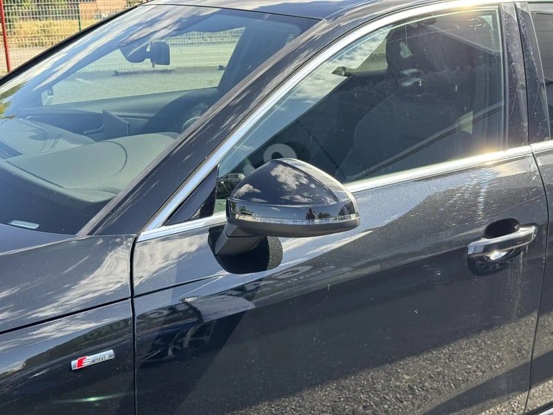 Photo de la voiture AUDI A4 AVANT 35 TDI 163 S tronic 7 S line