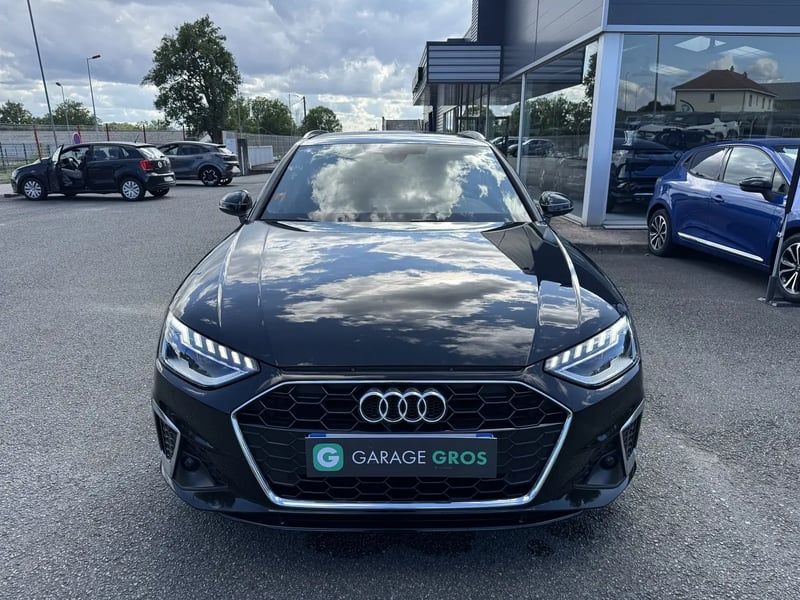 Photo de la voiture AUDI A4 AVANT 35 TDI 163 S tronic 7 S line