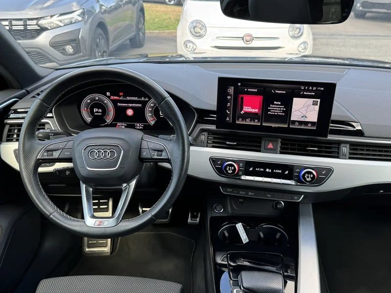 Photo de la voiture AUDI A4 AVANT 35 TDI 163 S tronic 7 S line