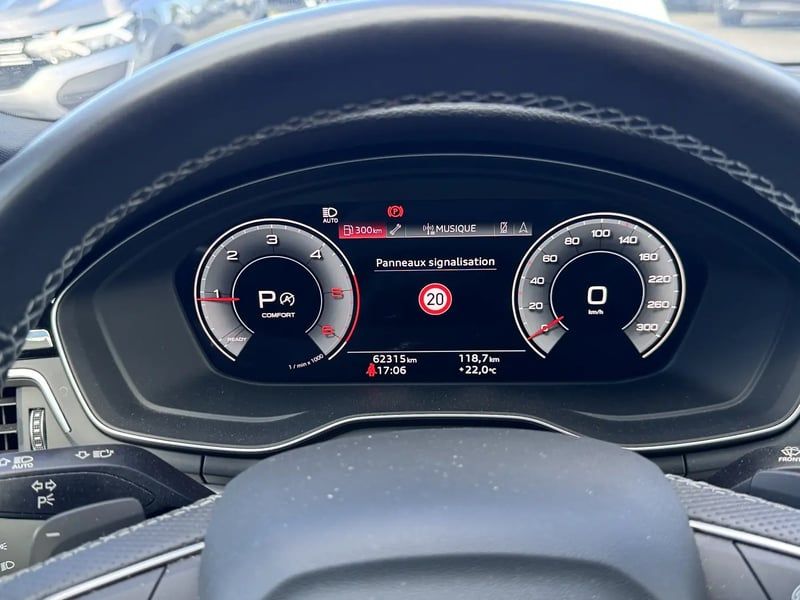 Photo de la voiture AUDI A4 AVANT 35 TDI 163 S tronic 7 S line