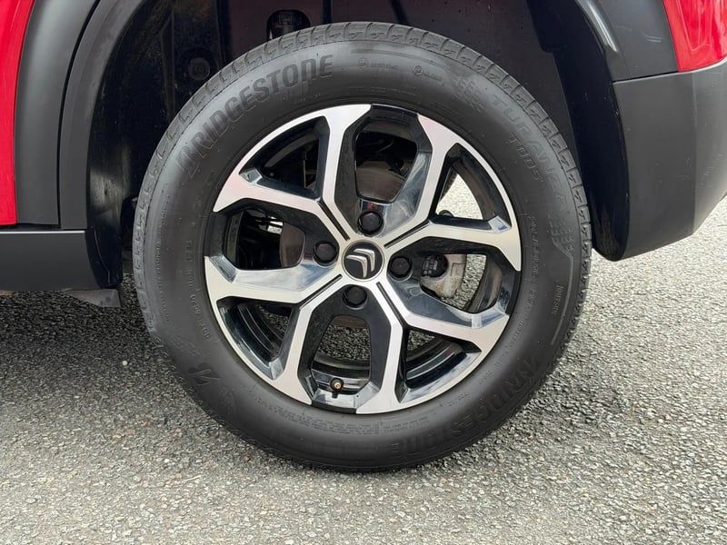 Photo de la voiture CITROEN C3 AIRCROSS PureTech 110 S&S BVM6 Shine