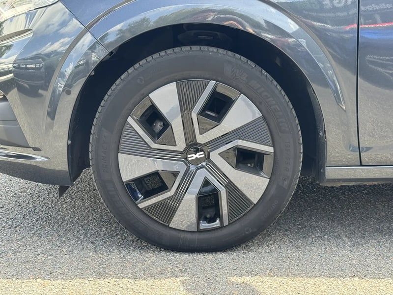 Photo de la voiture DACIA SANDERO ECO-G 100 Confort