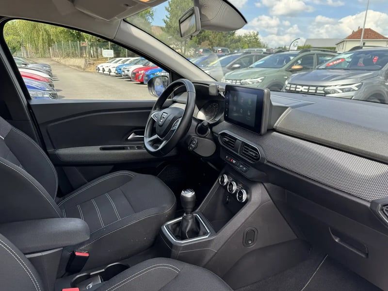 Photo de la voiture DACIA SANDERO ECO-G 100 Confort