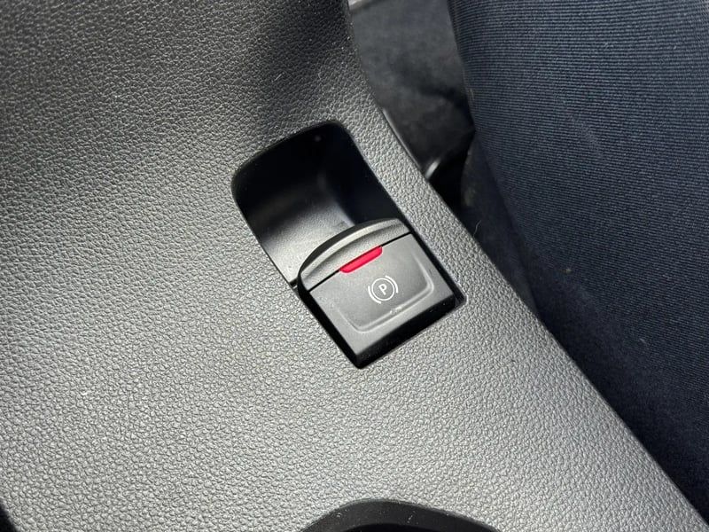 Photo de la voiture DACIA SANDERO ECO-G 100 Confort