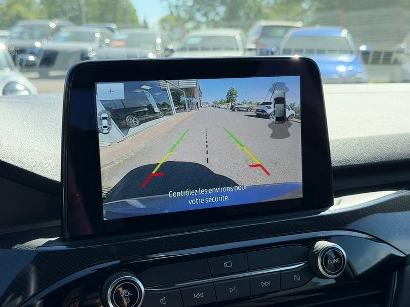 Photo de la voiture FORD KUGA 2.0 TDCi 120 S&S 4x2 Powershift ST-Line