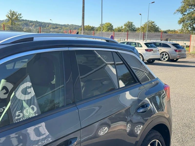 Photo de la voiture VOLKSWAGEN T-ROC 2.0 TSI 300 Start/Stop DSG7 4Motion R