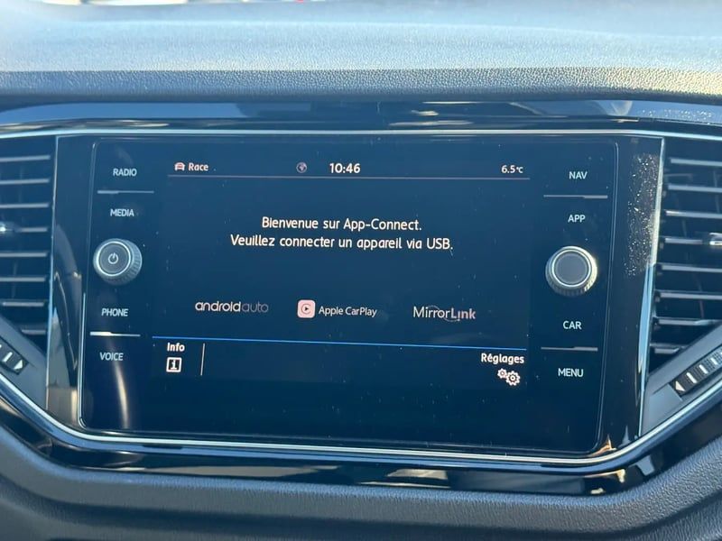 Photo de la voiture VOLKSWAGEN T-ROC 2.0 TSI 300 Start/Stop DSG7 4Motion R