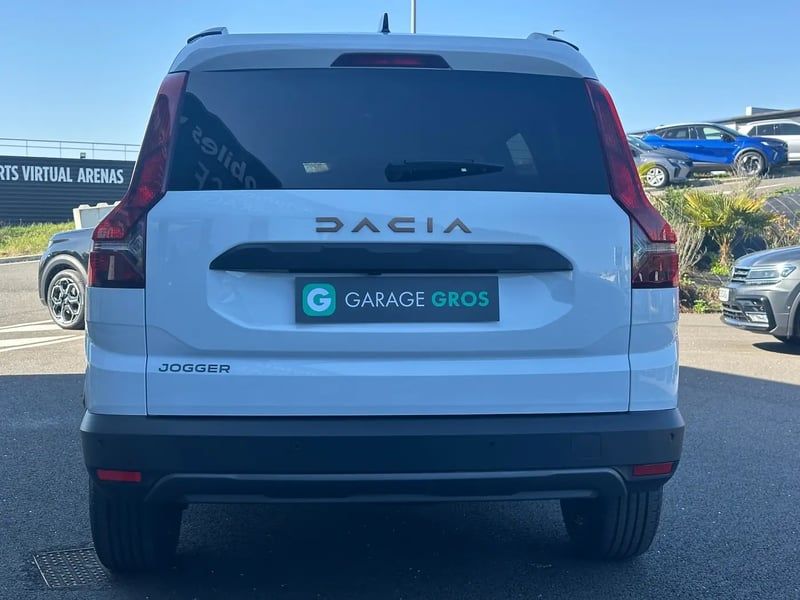 Photo de la voiture DACIA JOGGER ECO-G 100 5 places GSR2 Extreme +